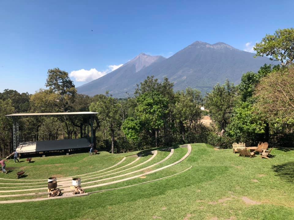 best bar antigua guatemala